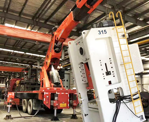 嘉祥提升工作效率，选择优质折臂吊租赁服务