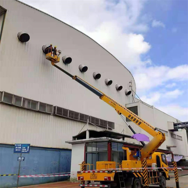 嘉祥高空作业车出租服务：专业广告牌安装解决方案