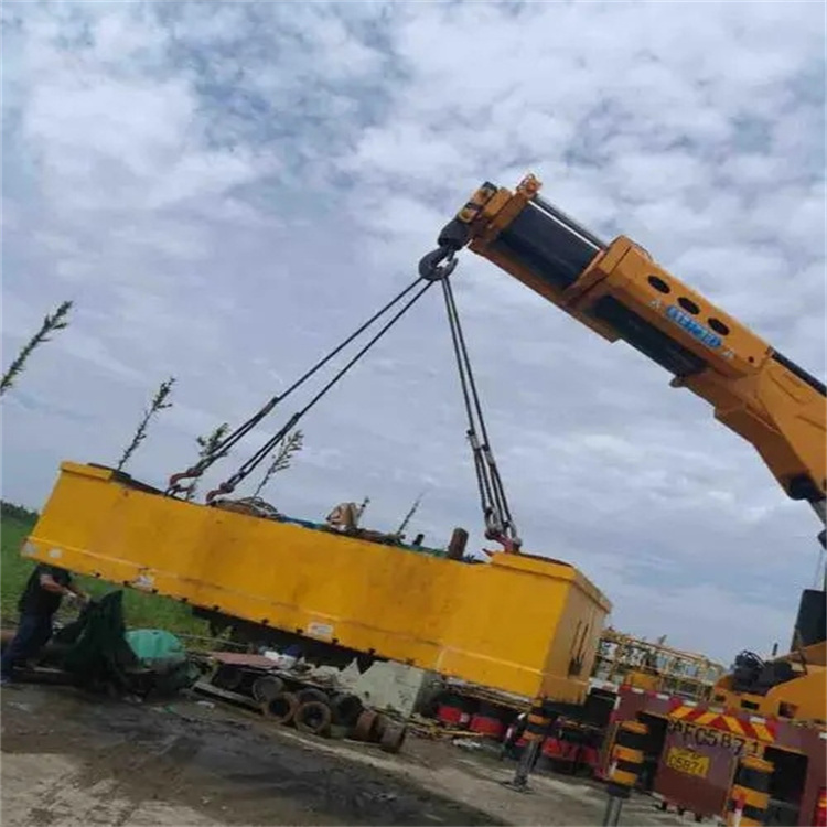 嘉祥随车吊吊集装箱怎么吊